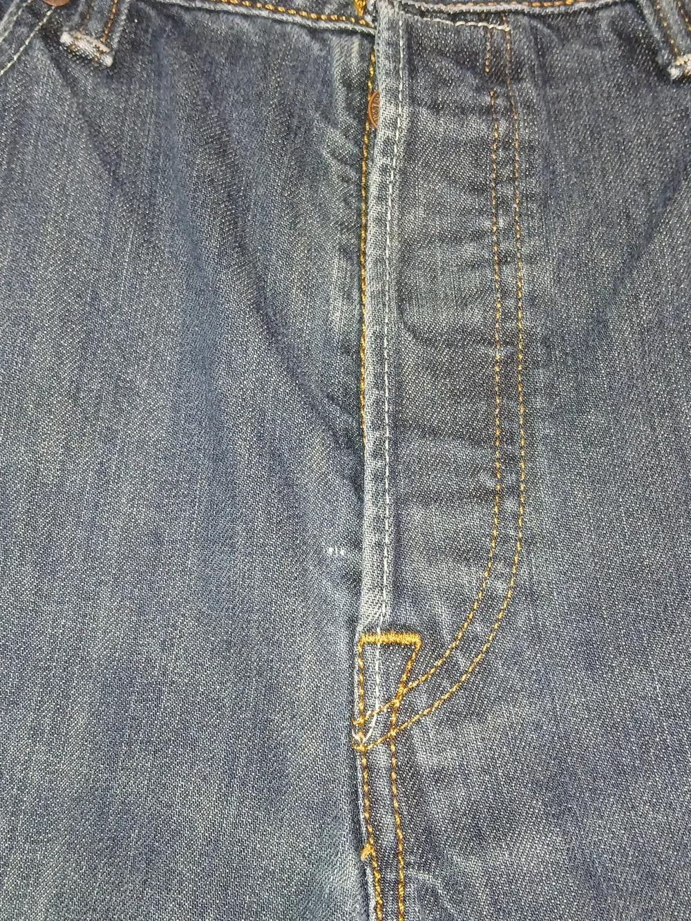 Levis classic straight